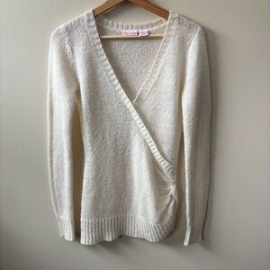 ALLOY Cream Lightweight Knit Sweater